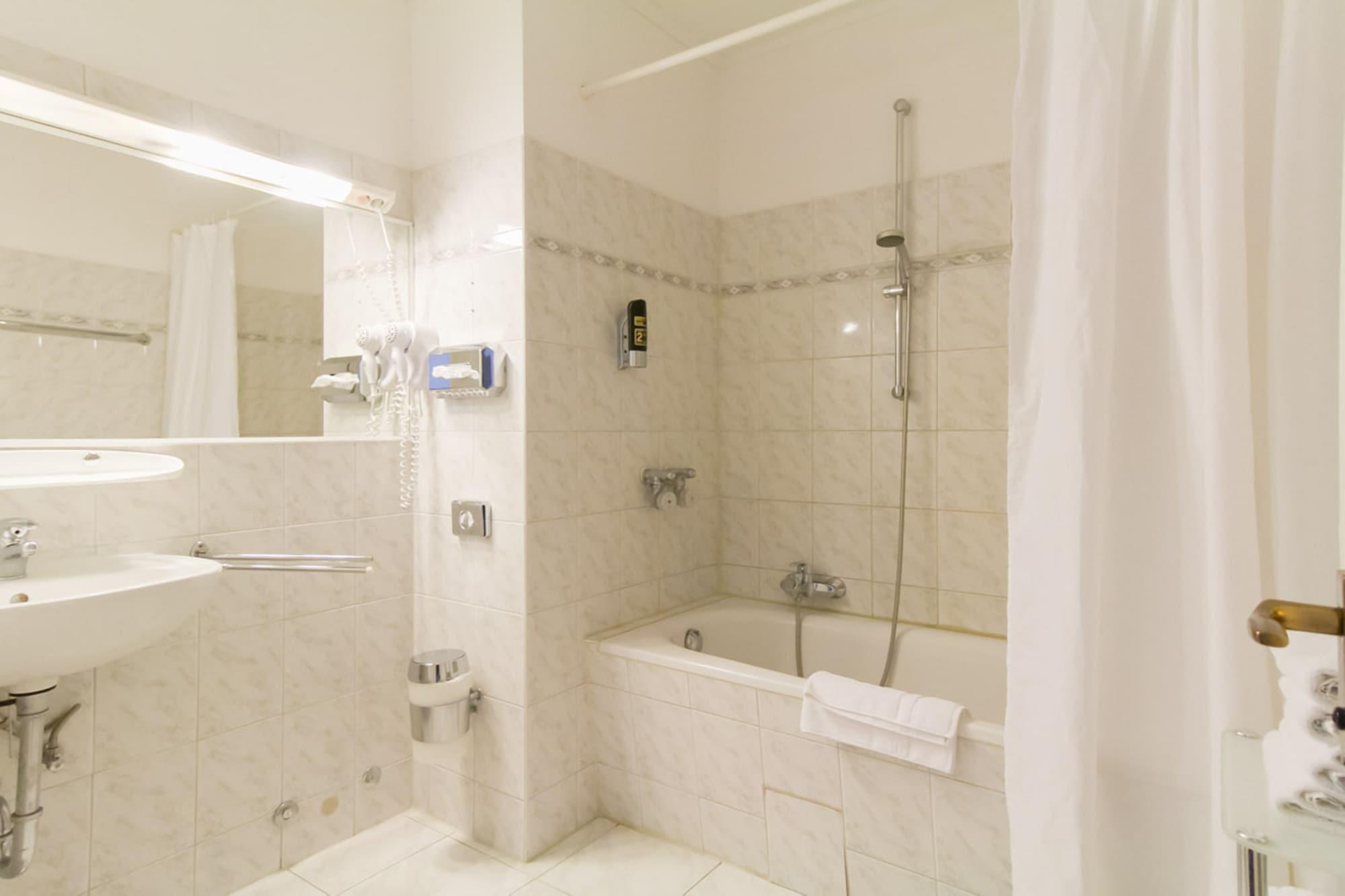 Aparthotel Vega Берлін Екстер'єр фото