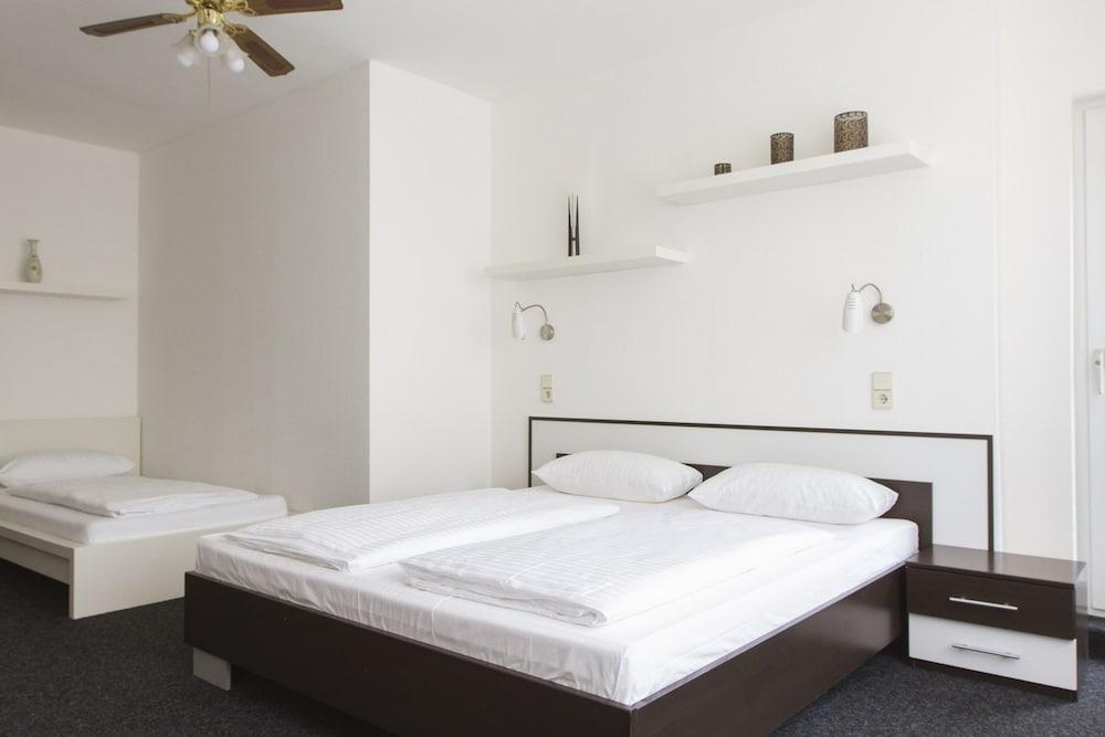 Aparthotel Vega Берлін Екстер'єр фото