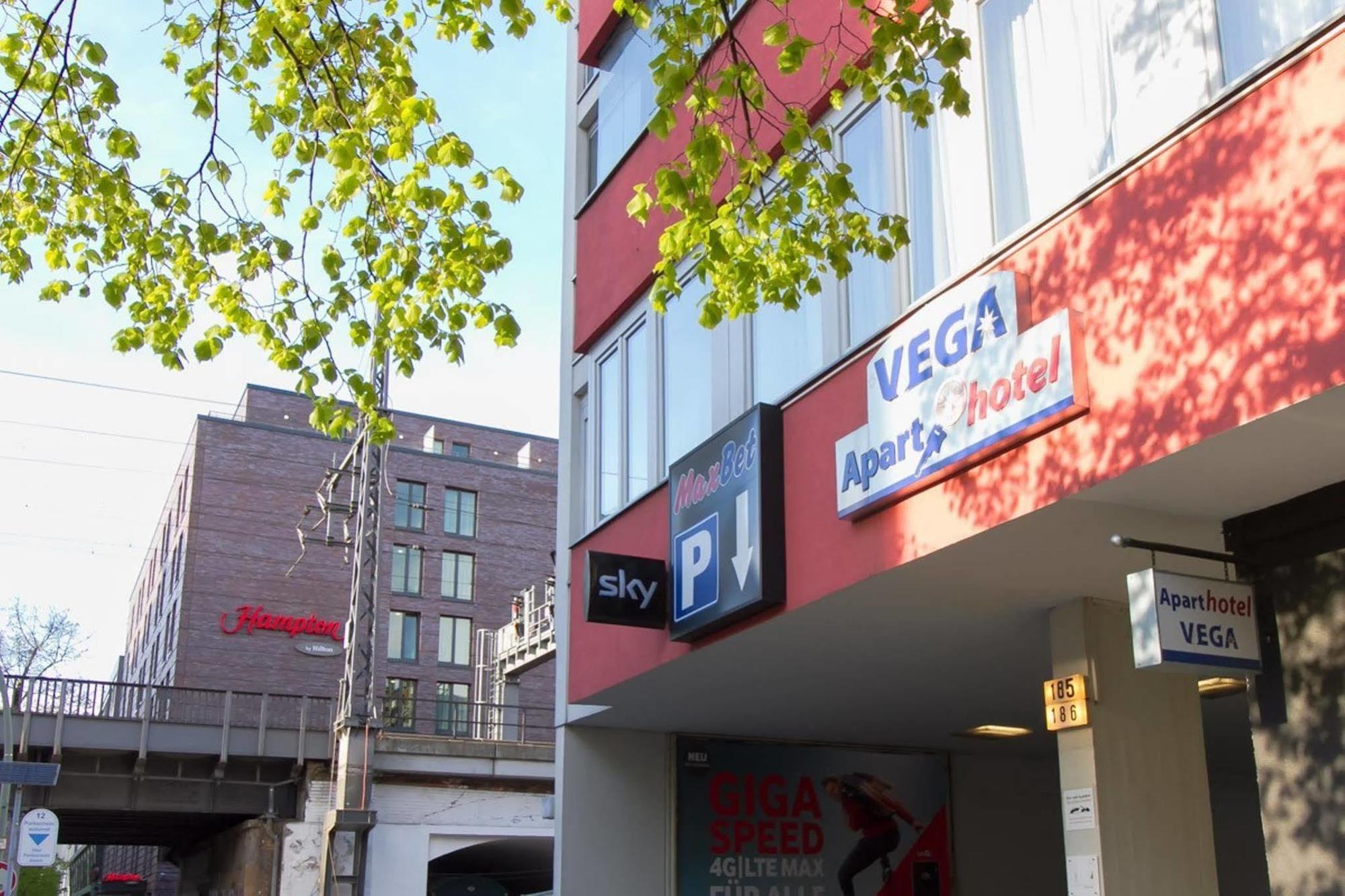 Aparthotel Vega Берлін Екстер'єр фото